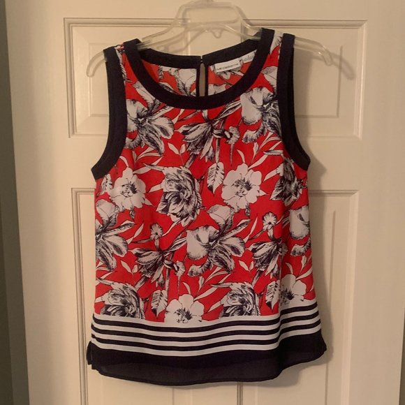 2/$20 Liz Claiborne Red/Blue/White Floral Sleeveless Tank Top - Size Small - Picture 1 of 8